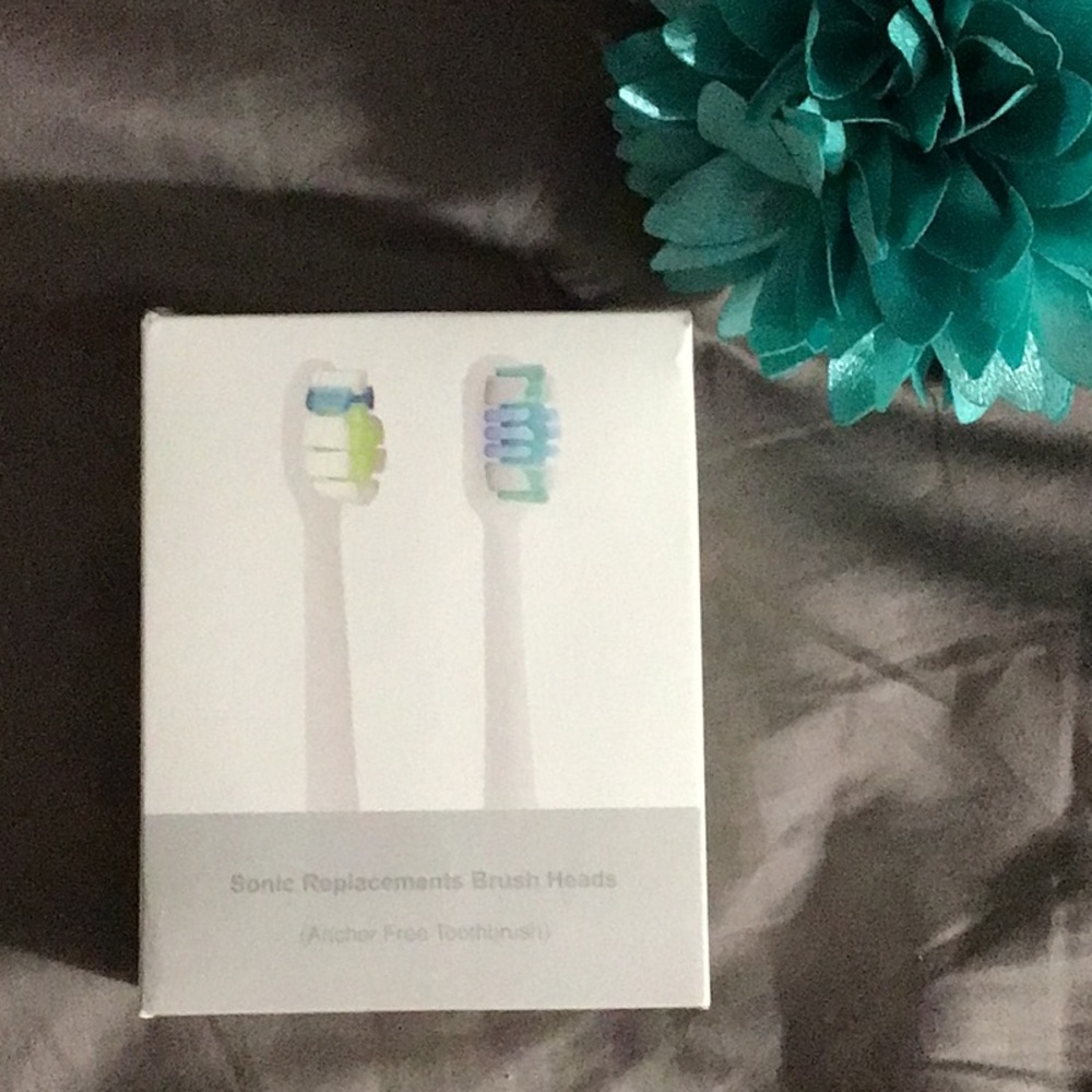 White Sonic Replacement Brush Head